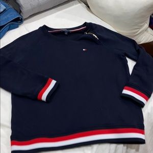 Tommy Hilfiger crew neck sz M ladies sweater
